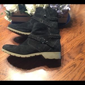 Teva de la Vina booties, sz 10 EUC